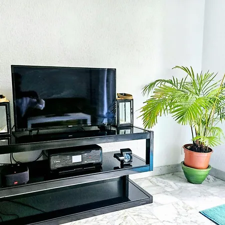 T1 Bord De West Lejlighed Nice